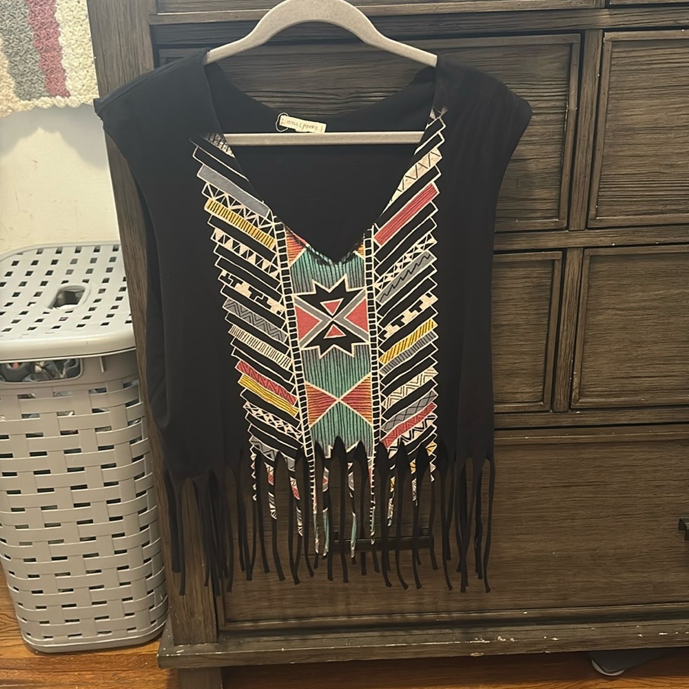 Boho cropped muscle tee